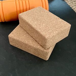 Pair of Cork Yoga Blocks 3 inch